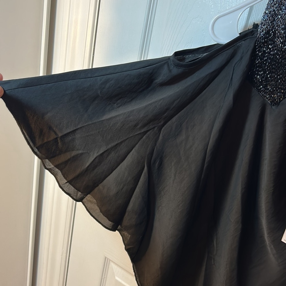 Guess Beaded One Shoulder Blouse Small NWT - Picture 3 of 7